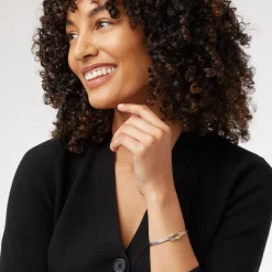 Herakles Knot Hinged Bangle